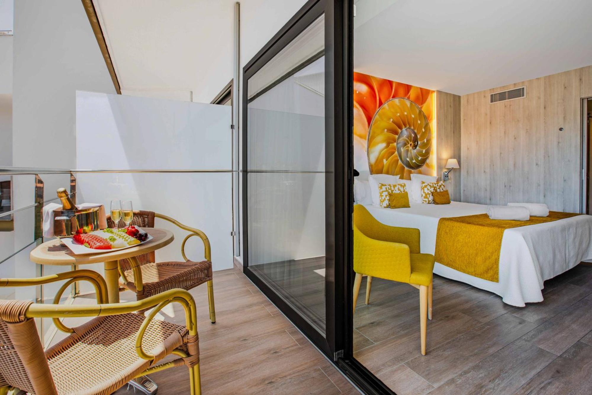 Sumus Hotel Stella And Spa 4S Adults Recommended ปิเนดาเดมาร์ ภายนอก รูปภาพ